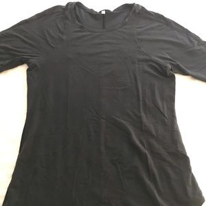 Lululemon work out shirt